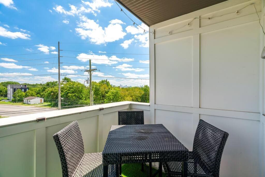 King Bed, Balcony, Covered Patio & Firepit! 8 Minutes From Broadway Nashville Buitenkant foto