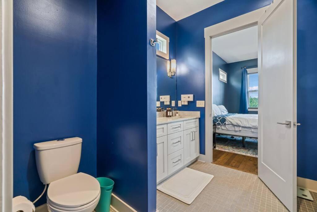 King Bed, Balcony, Covered Patio & Firepit! 8 Minutes From Broadway Nashville Buitenkant foto