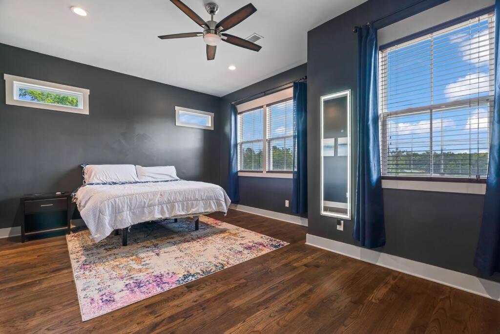 King Bed, Balcony, Covered Patio & Firepit! 8 Minutes From Broadway Nashville Buitenkant foto